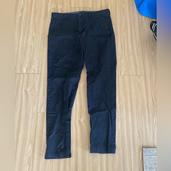 Banana Republic Men’s Chinos - Picture 1 of 4